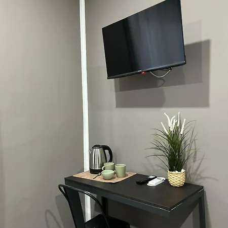 Hotel Apartments Crisvan 3*