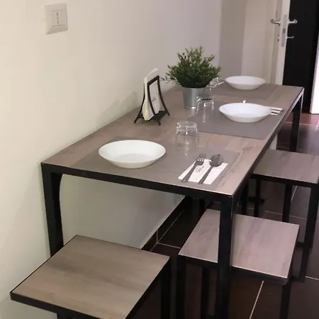 Hotel Apartments Crisvan